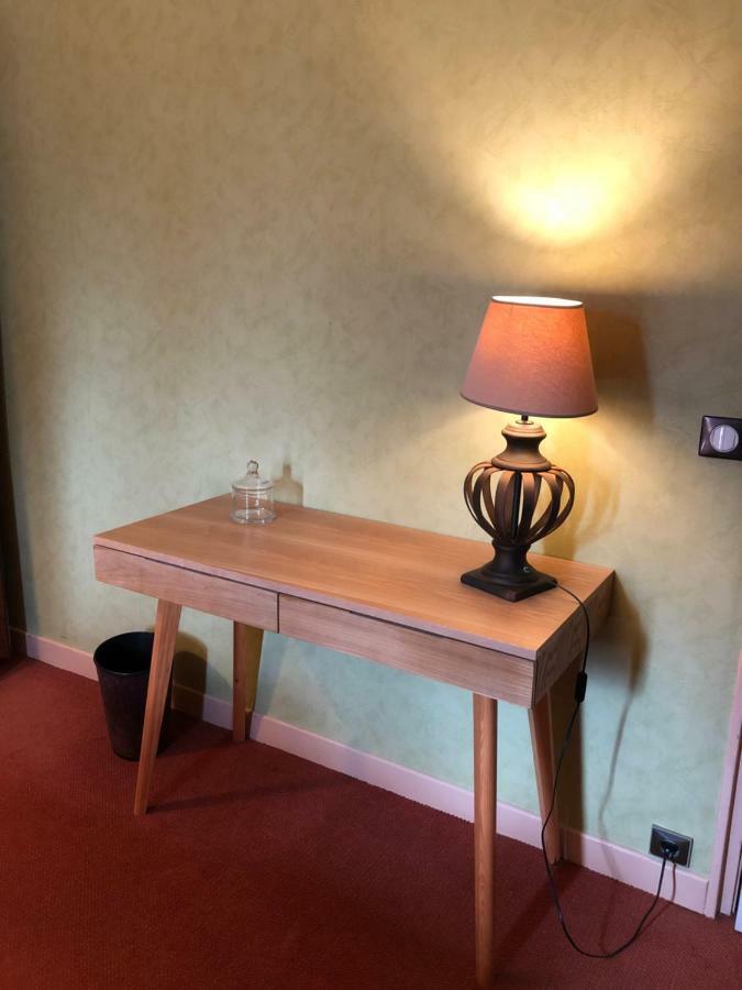 Le Cabouillet Hotel LʼIsle-Adam Buitenkant foto